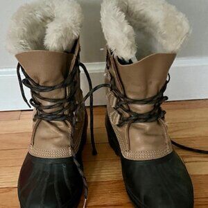 SOREL Caribou winter duck boots, 8